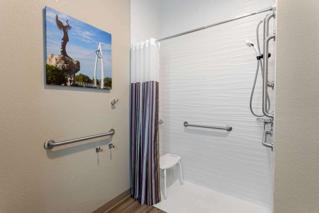 La Quinta By Wyndham West Memphis Hotel Room photo